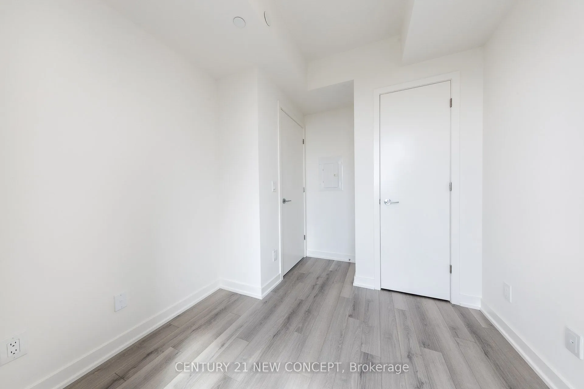 3079 Trafalgar Road, #1103