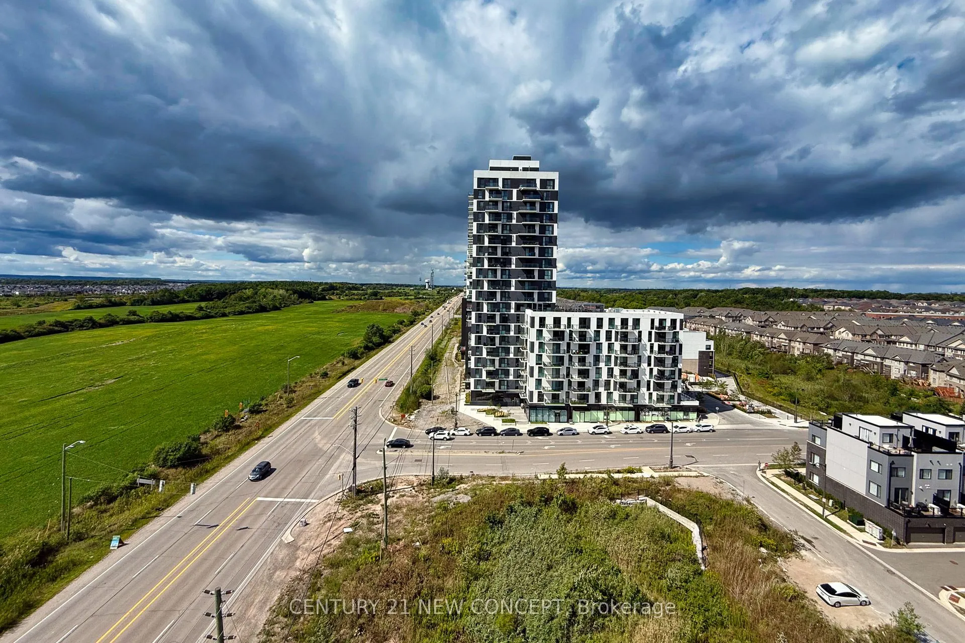 3079 Trafalgar Road, #1103