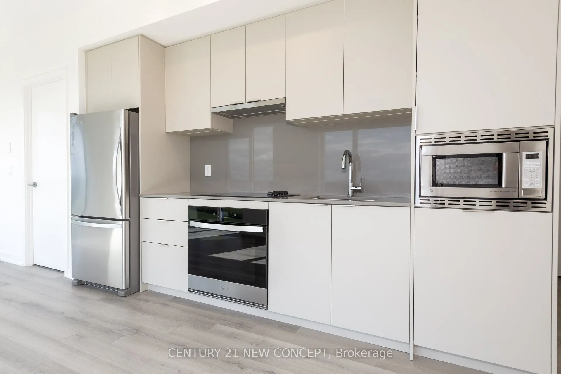 3079 Trafalgar Road, #1103