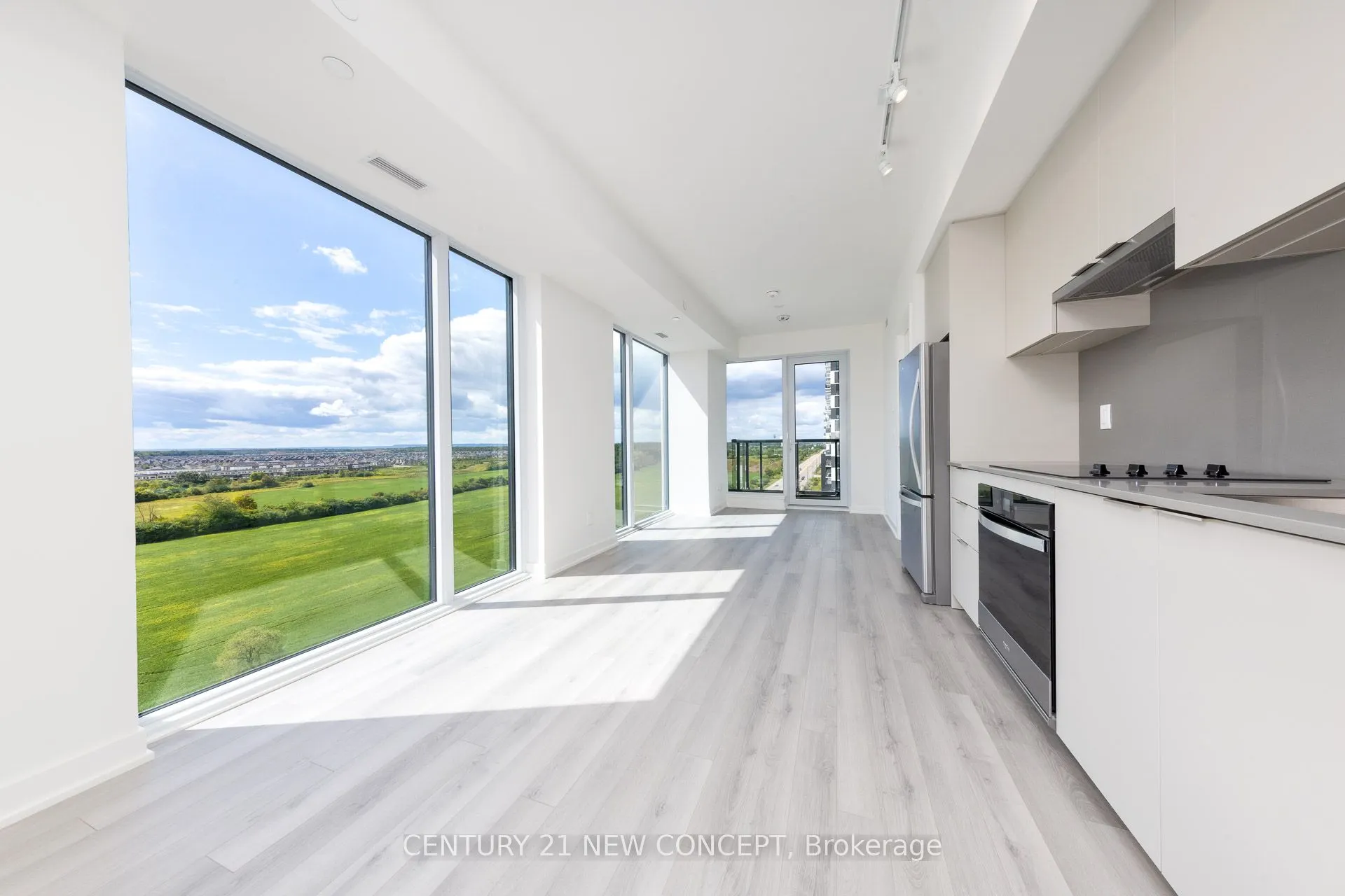 3079 Trafalgar Road, #1103