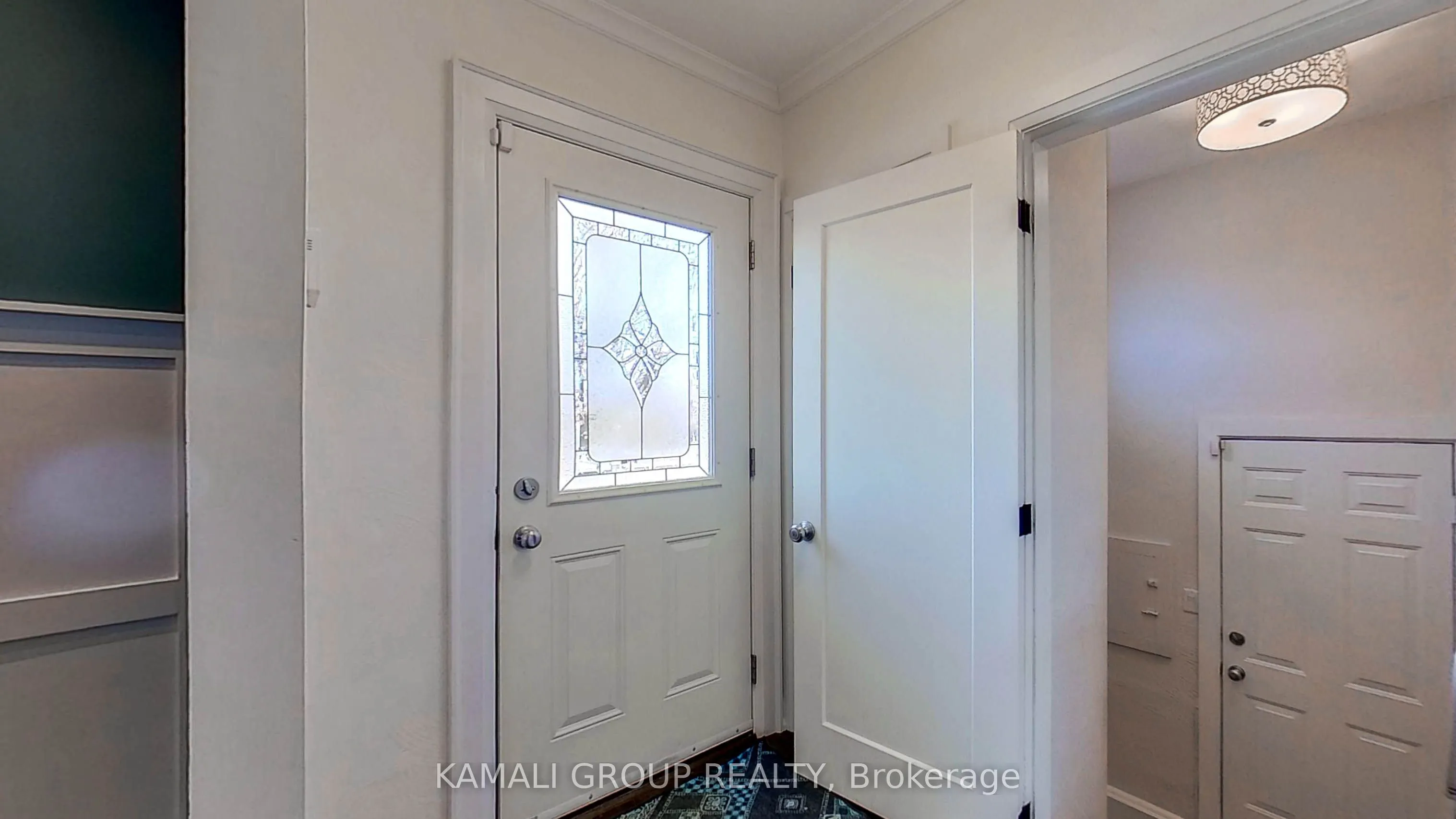 39 Tavistock Road, #MAIN