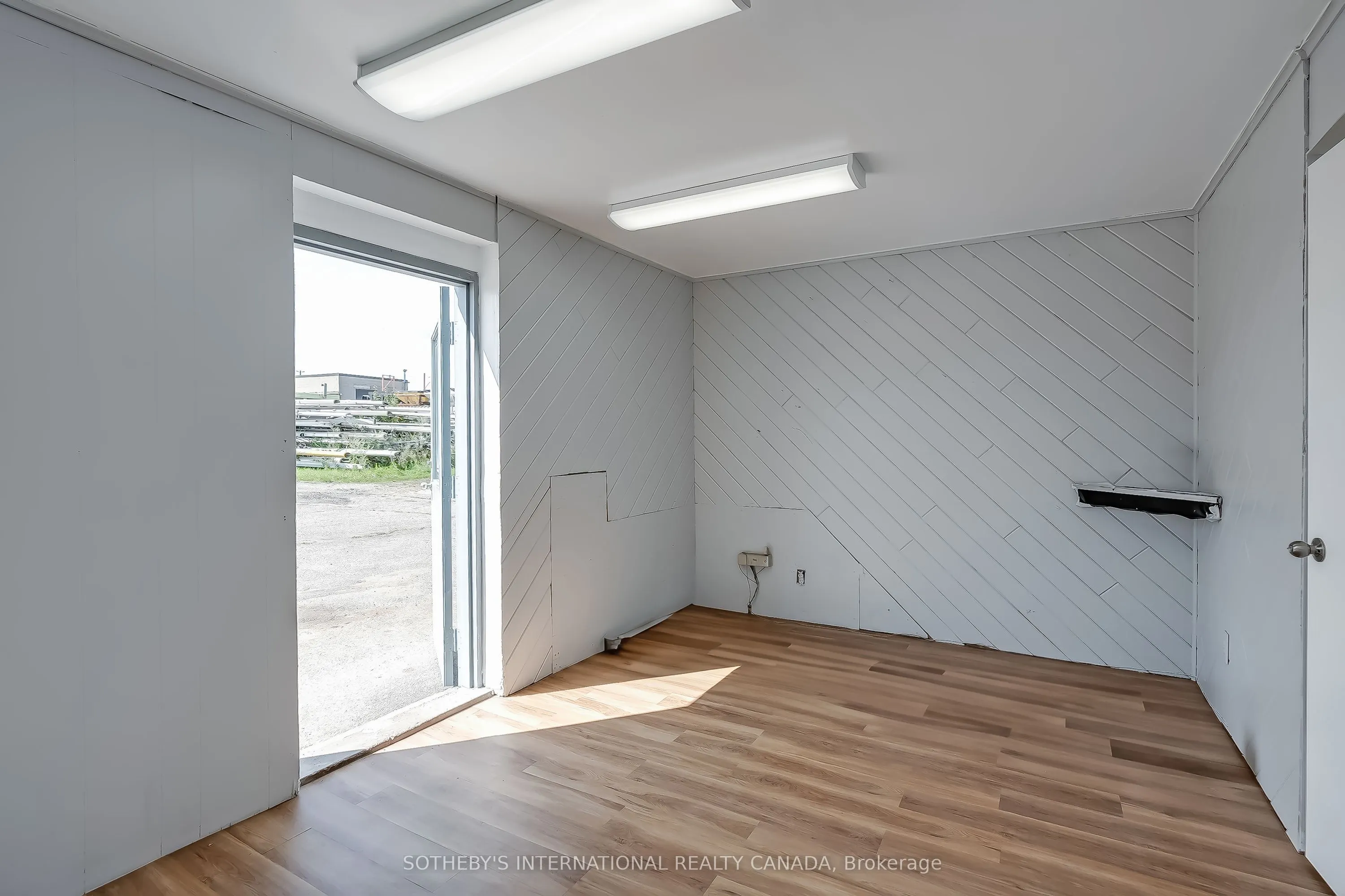 1505 Speers Road, #2