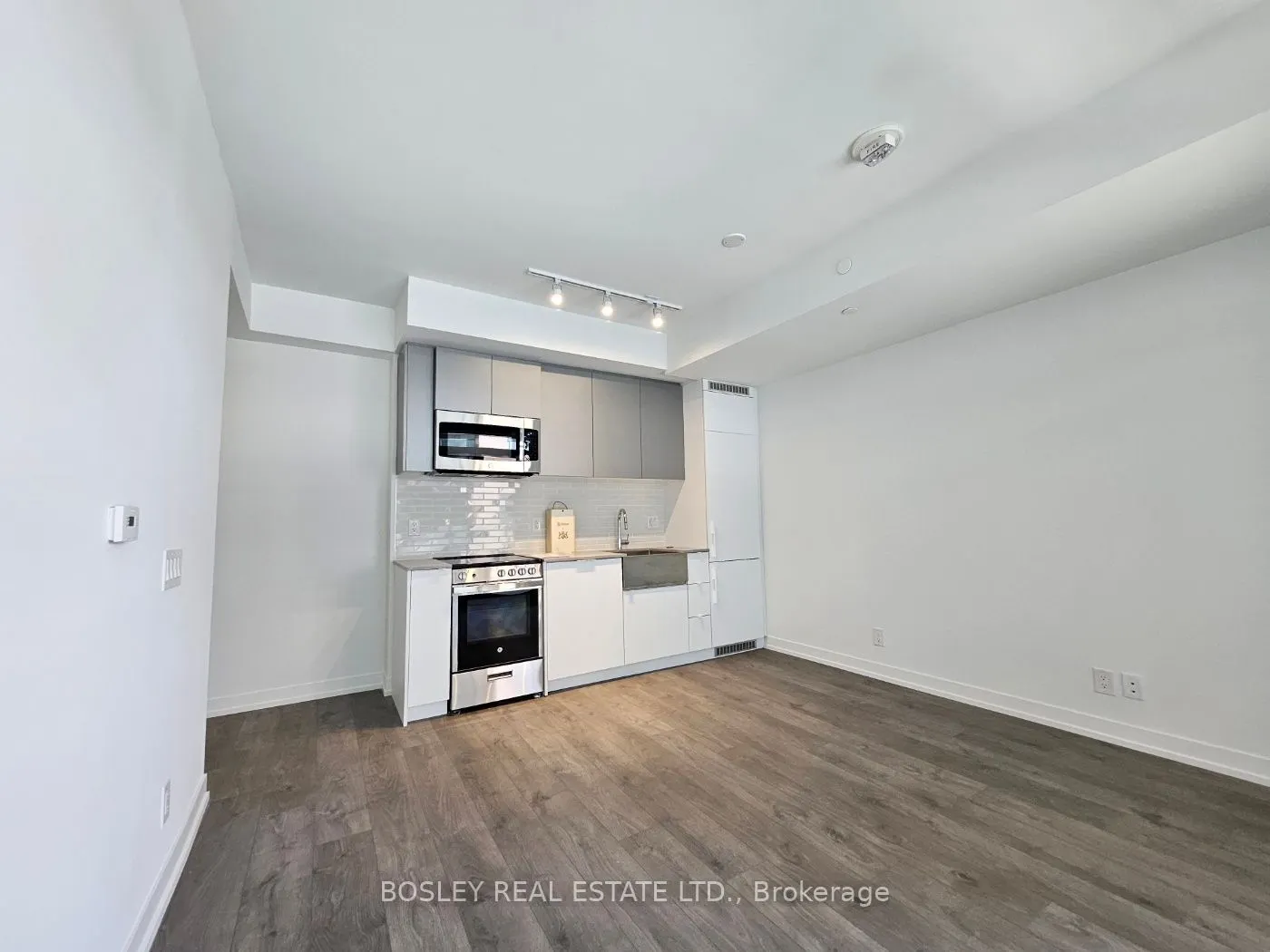 270 Dufferin Street, #610