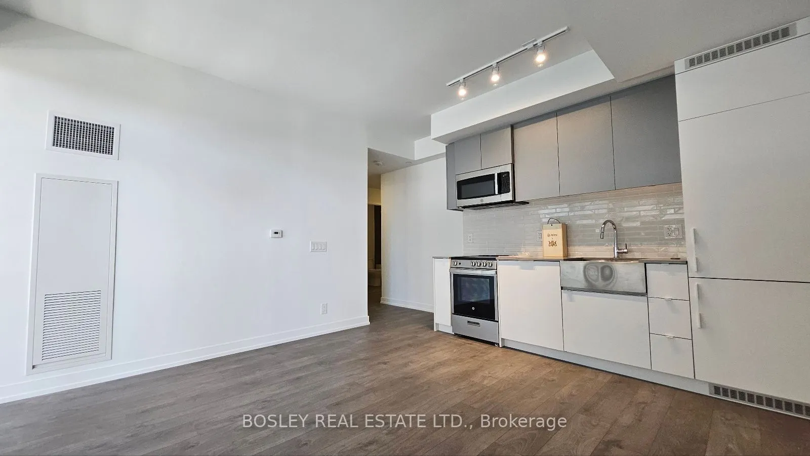 270 Dufferin Street, #610