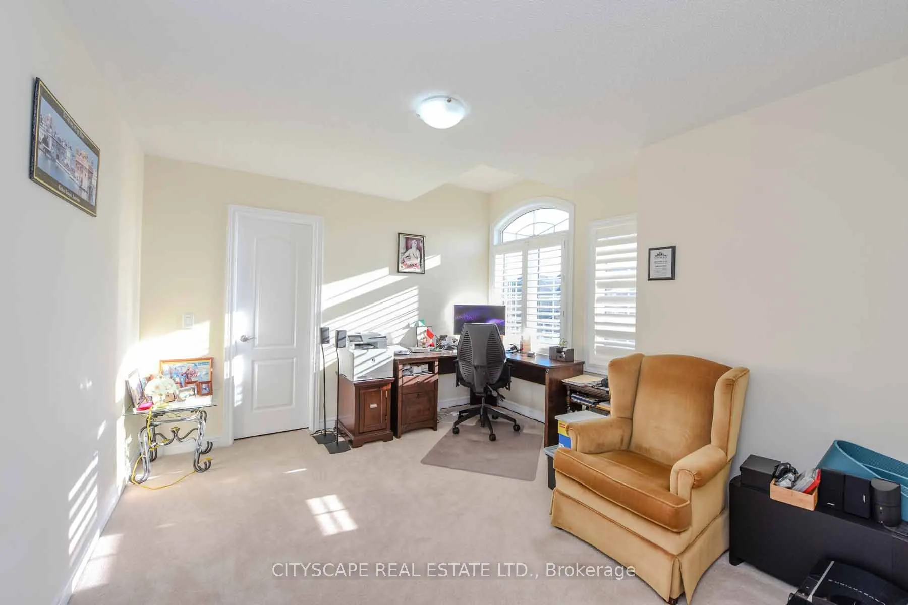 12 Wellpark Way