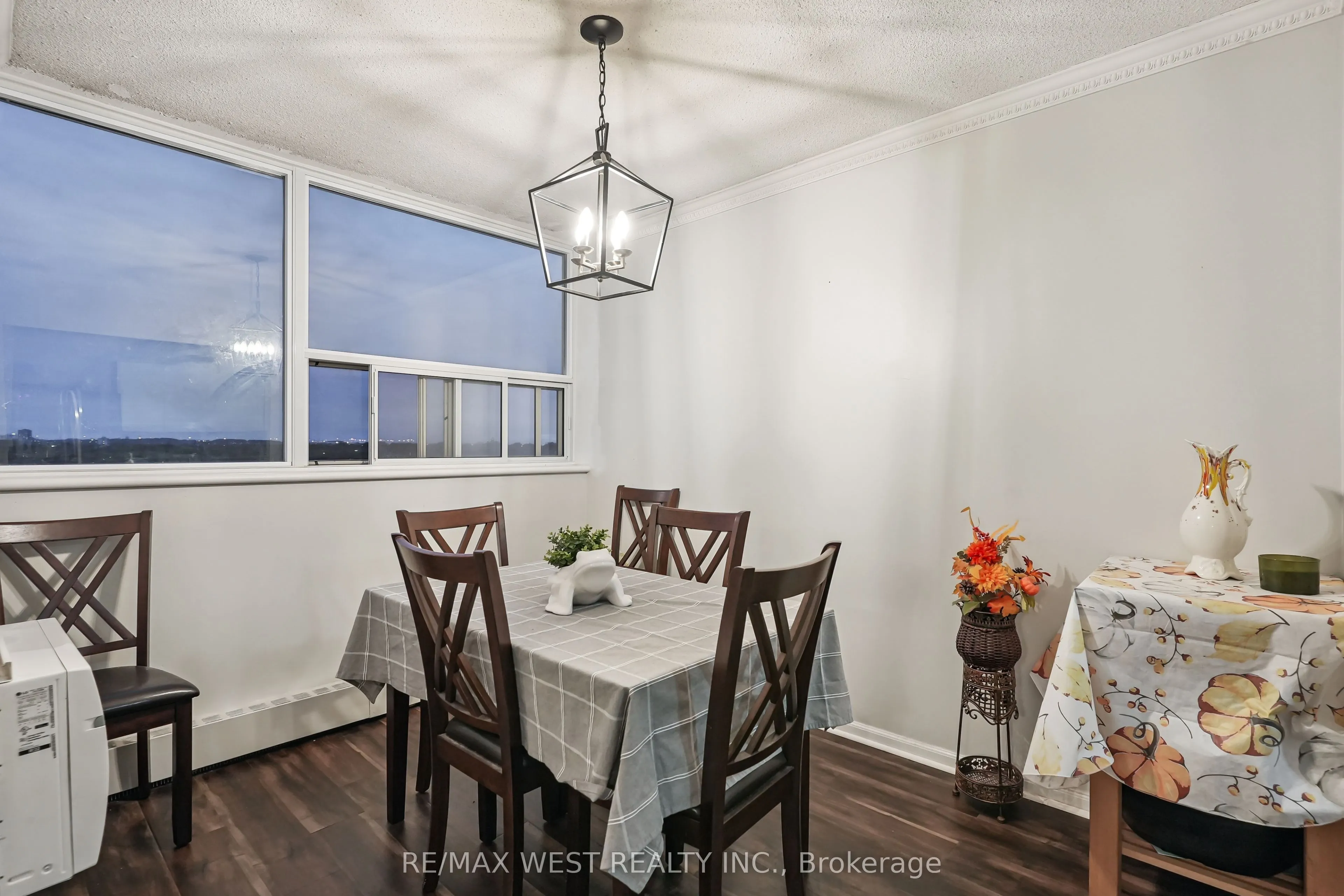 530 Lolita Gardens, #1203