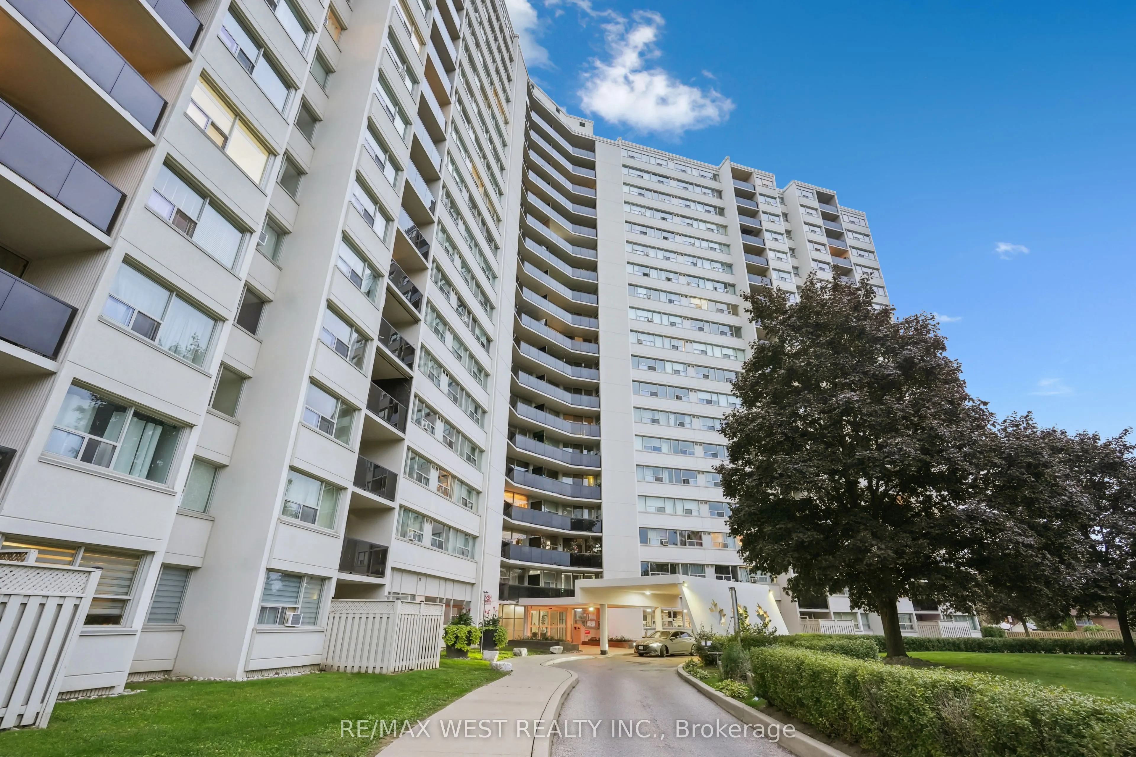 530 Lolita Gardens, #1203