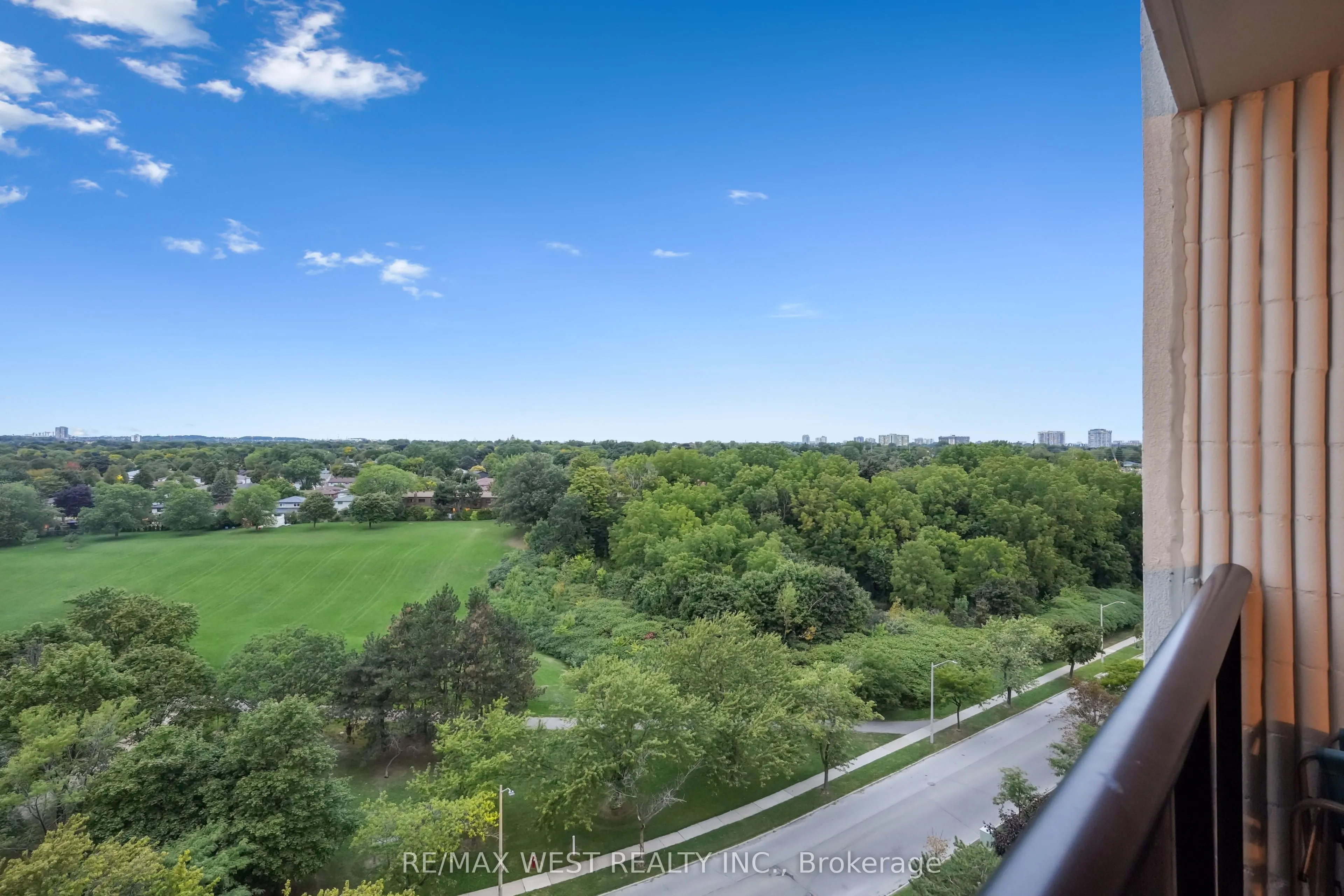 530 Lolita Gardens, #1203