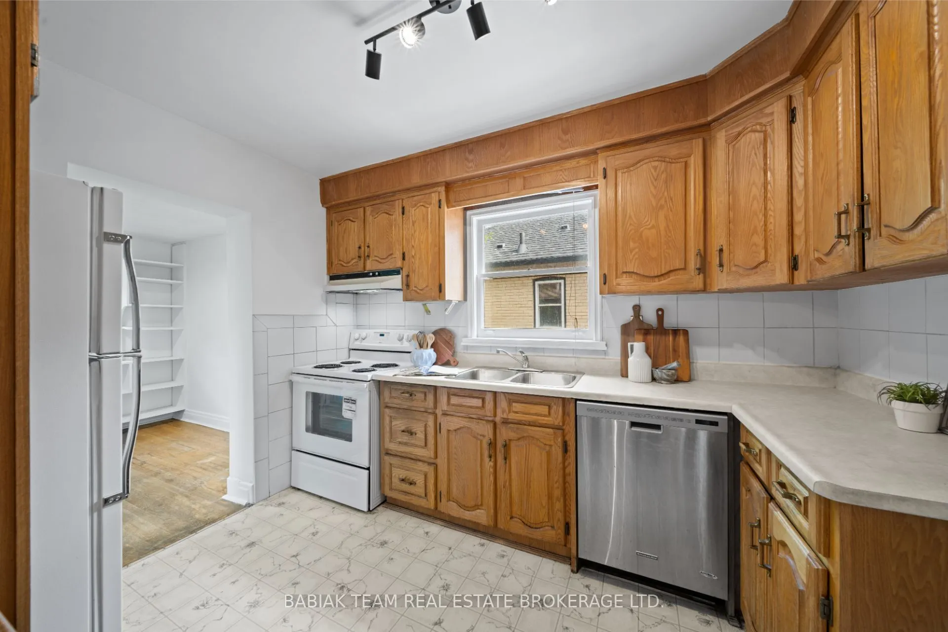 117 South Kingsway