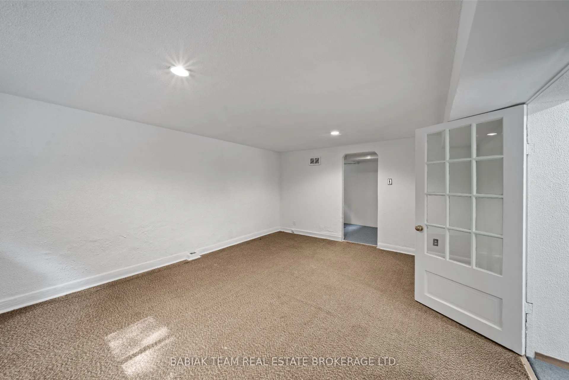 117 South Kingsway