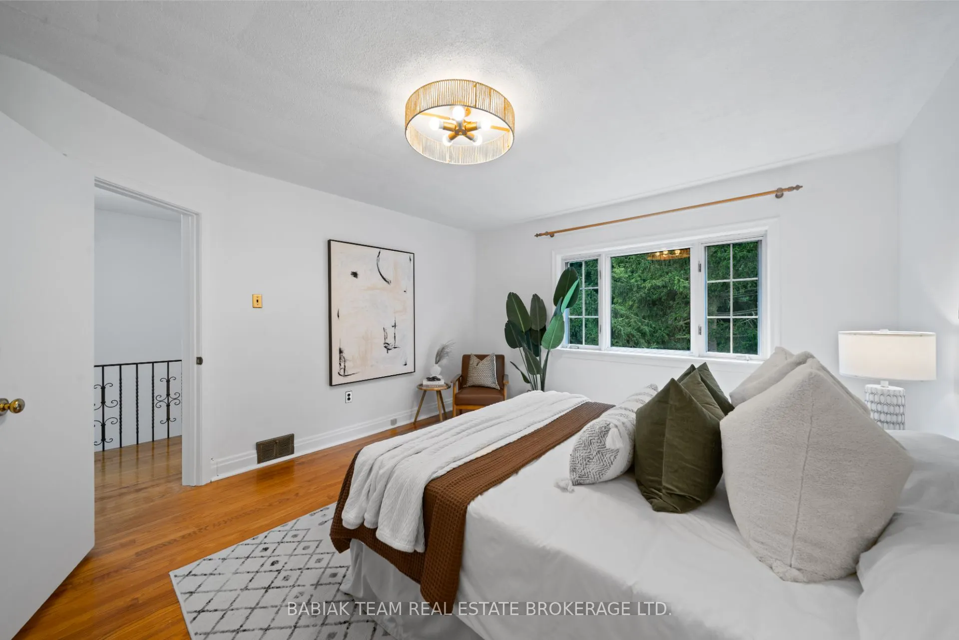 117 South Kingsway