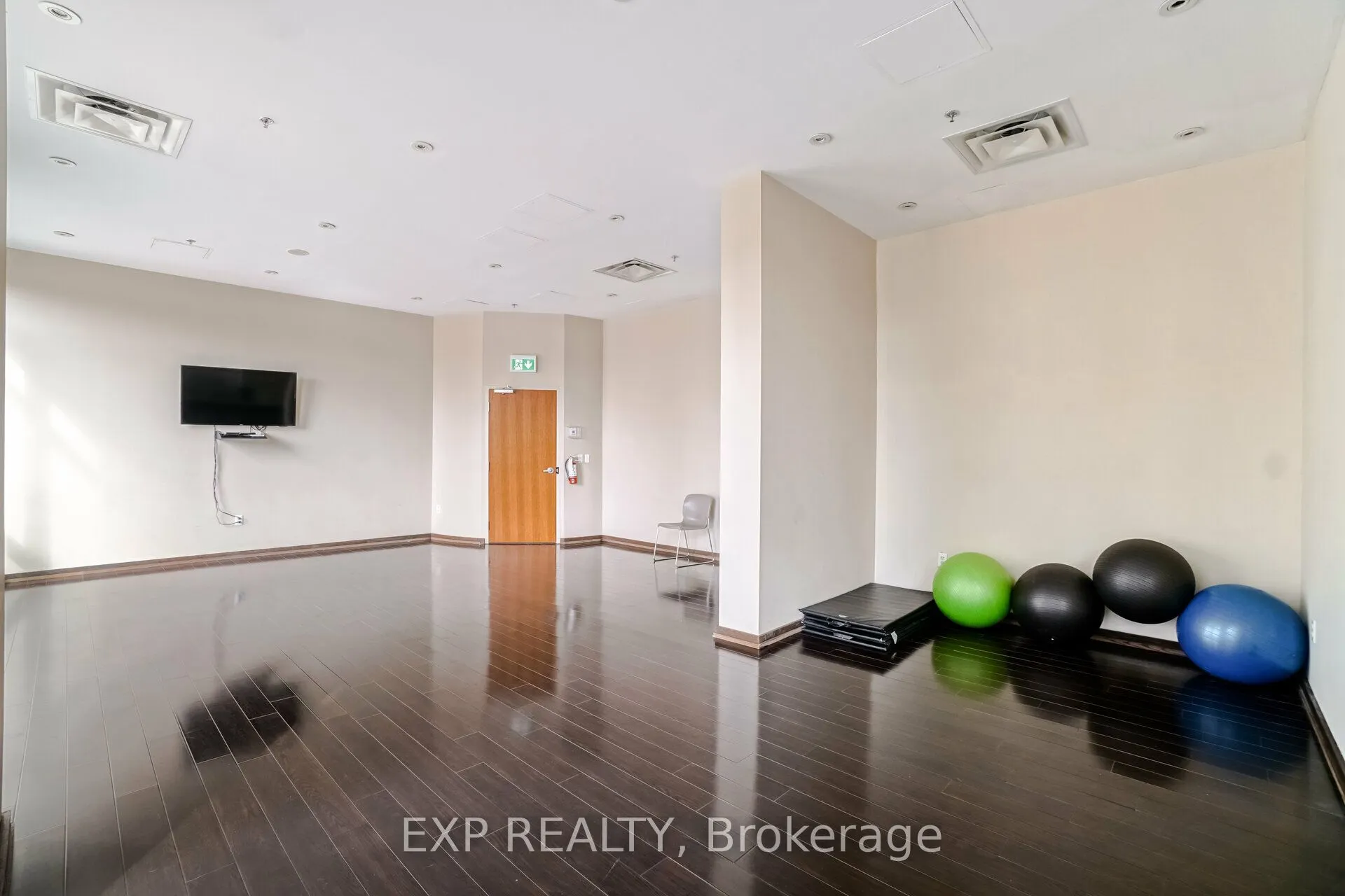 215 Queen Street E, #208