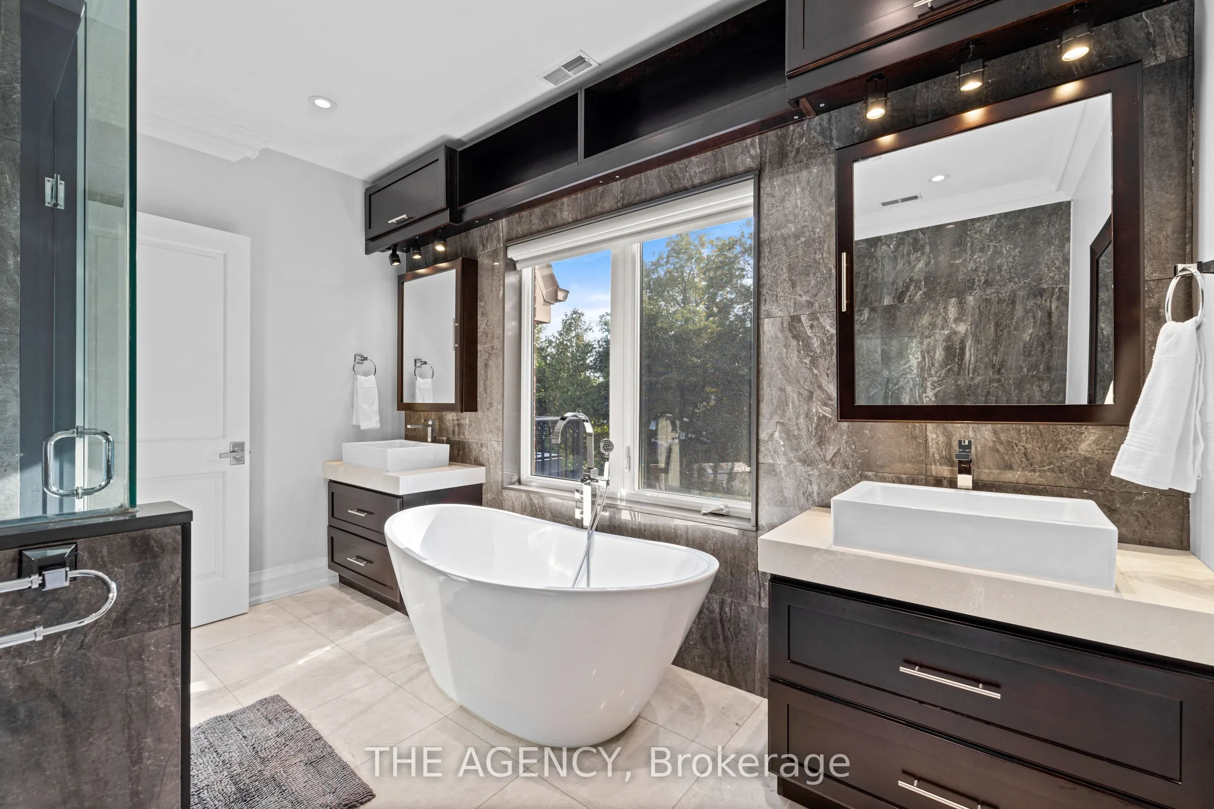 11 Burrows Avenue