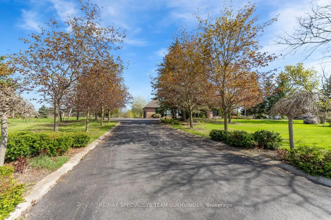 22 Bowman Avenue