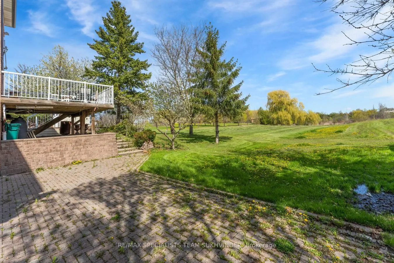 22 Bowman Avenue