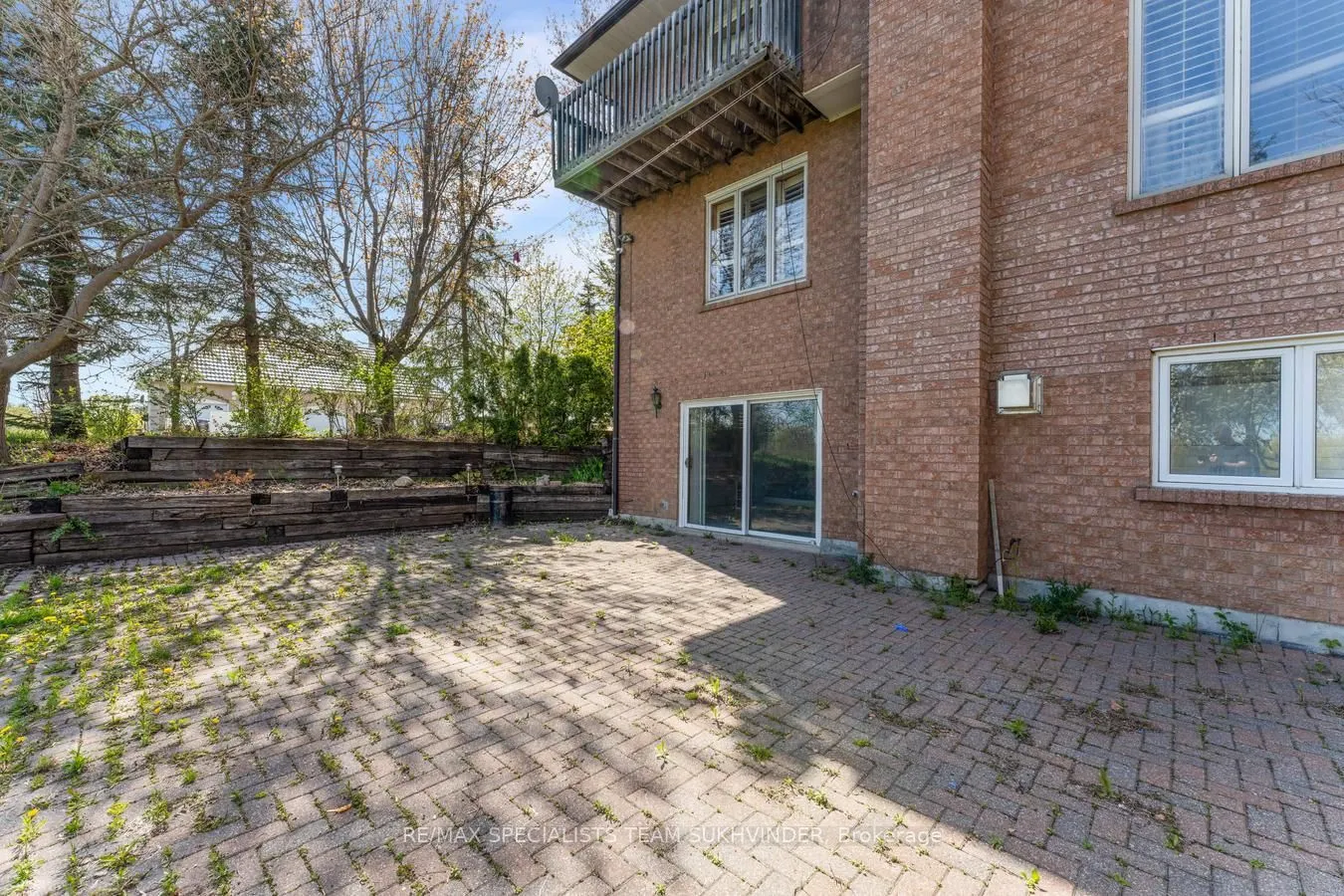 22 Bowman Avenue
