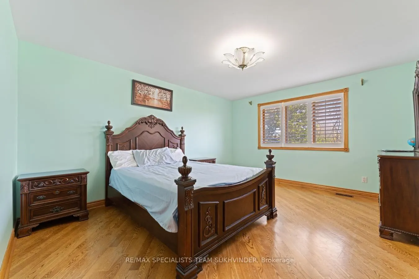 22 Bowman Avenue