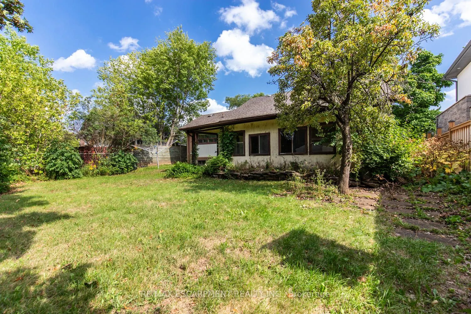 149 Mansfield Drive