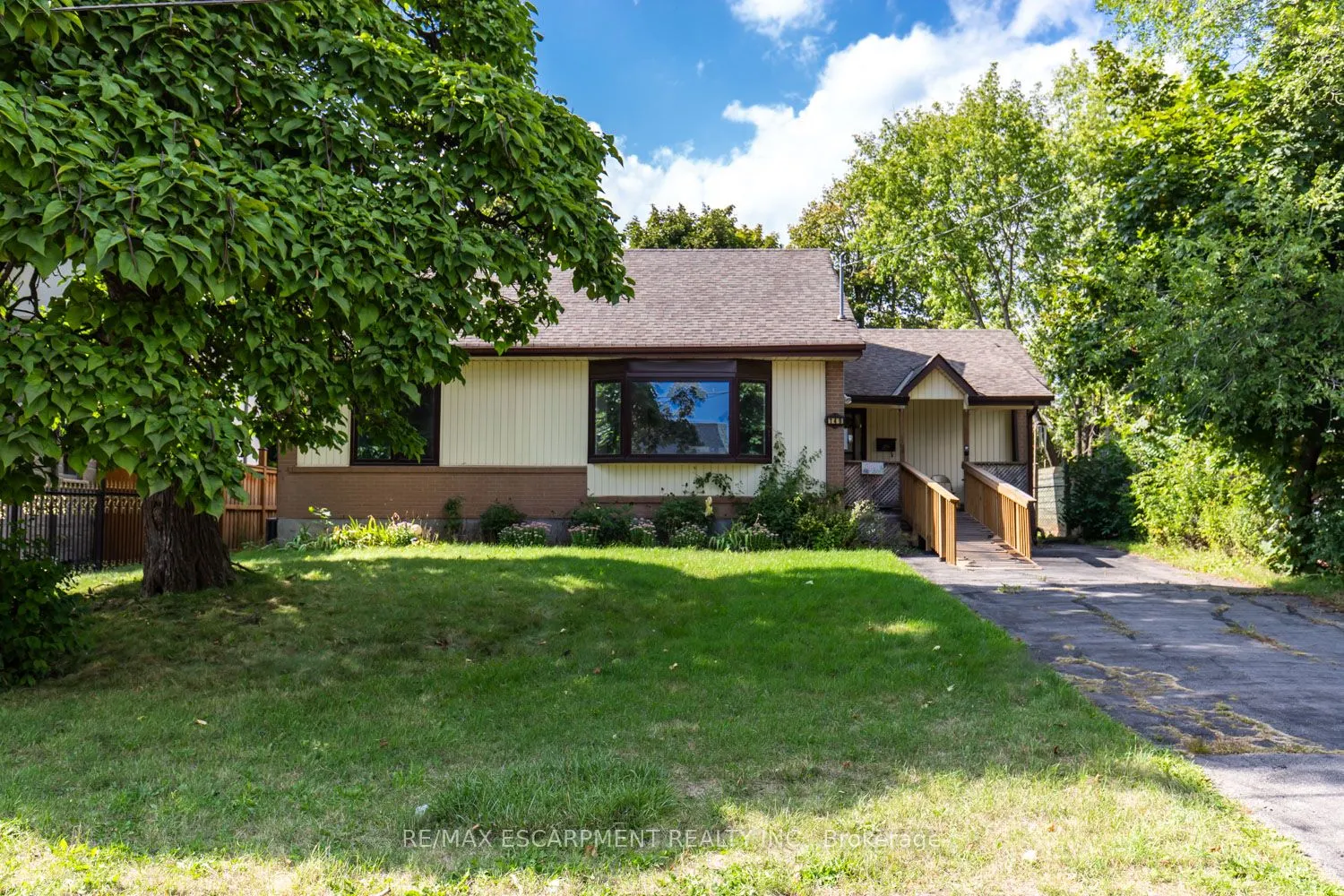 149 Mansfield Drive