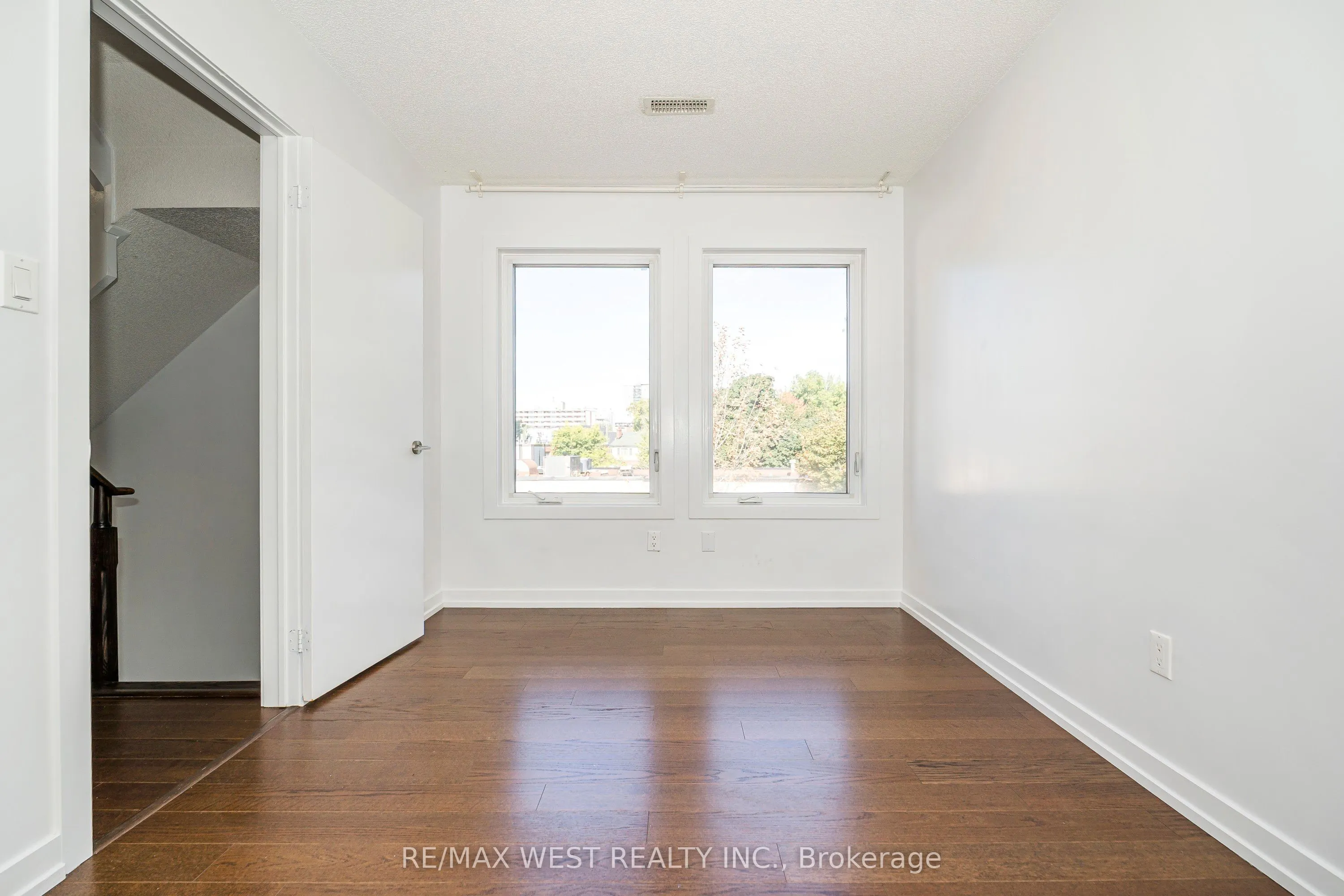 2061 Weston Road, #32