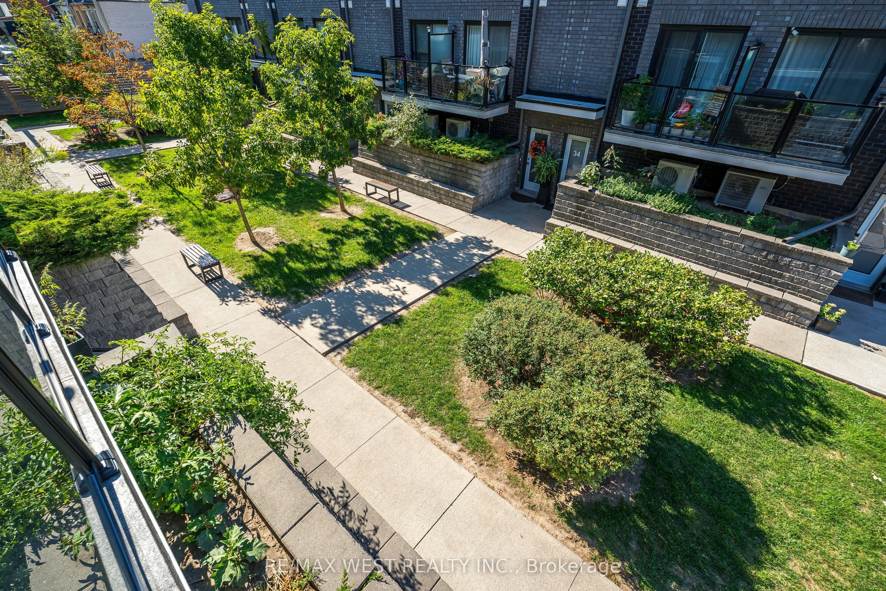 2061 Weston Road, #32