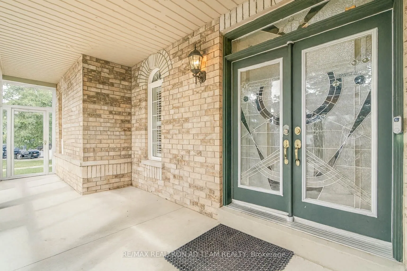 498 Tremblant Court