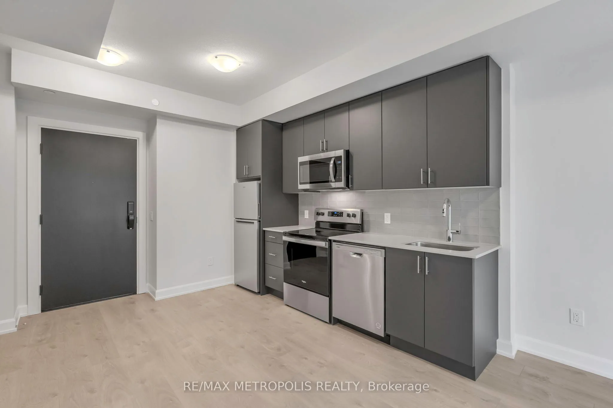 3220 William Coltson Avenue, #515