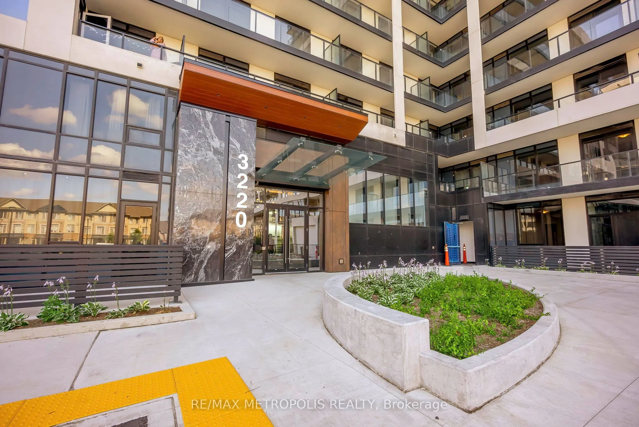 3220 William Coltson Avenue, #515