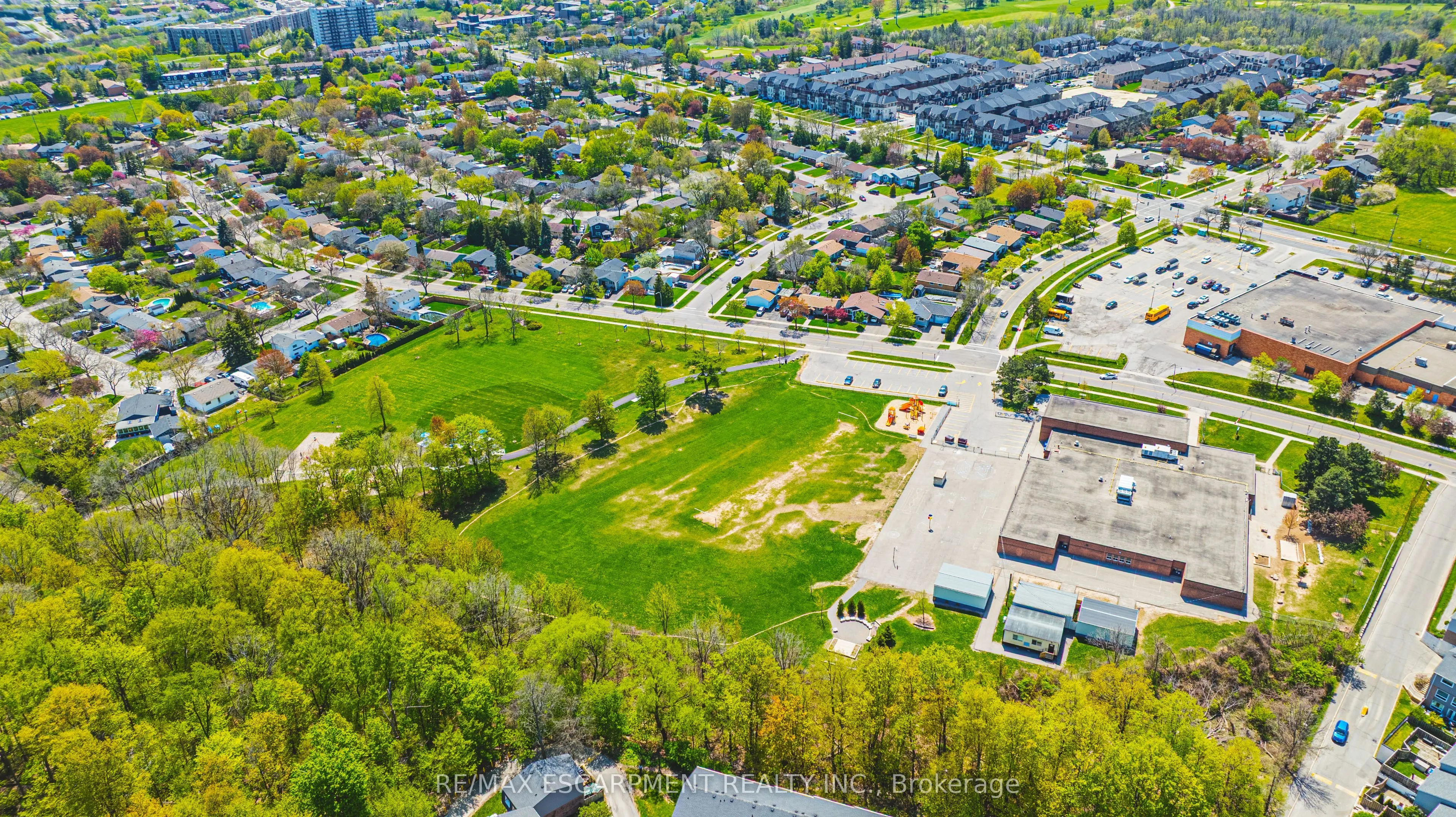 2055 UPPER MIDDLE Road, #1403