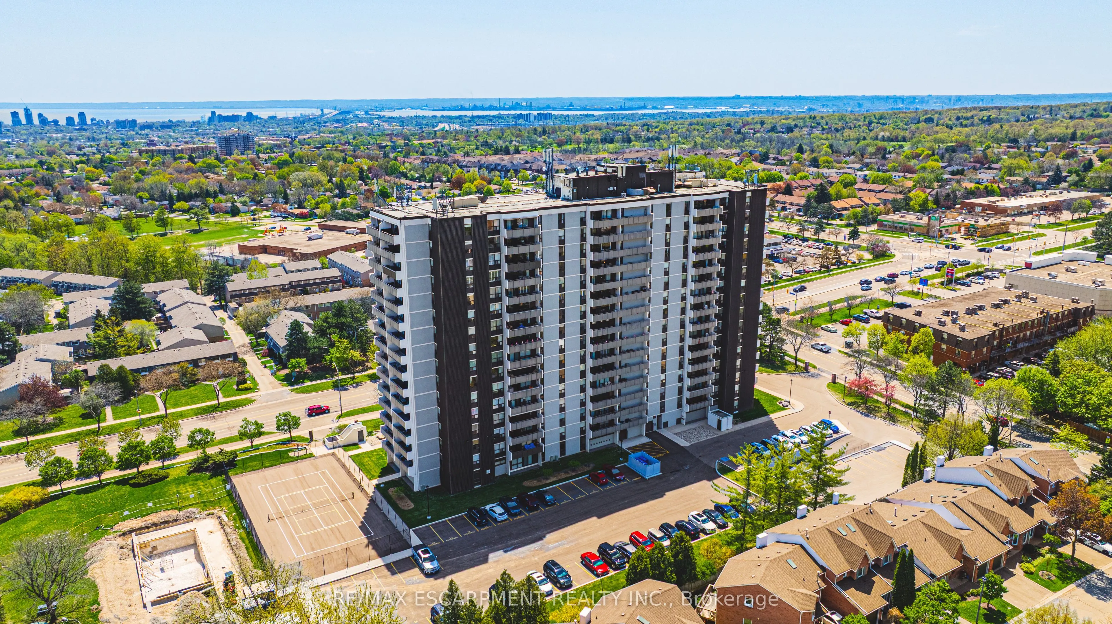 2055 UPPER MIDDLE Road, #1403