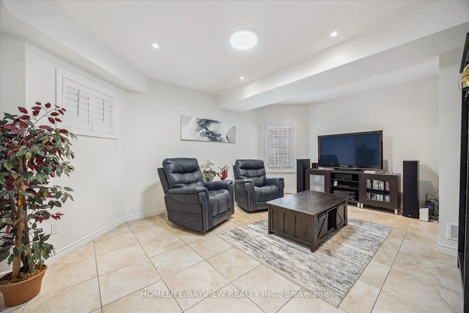 14 Reddington Drive, #4