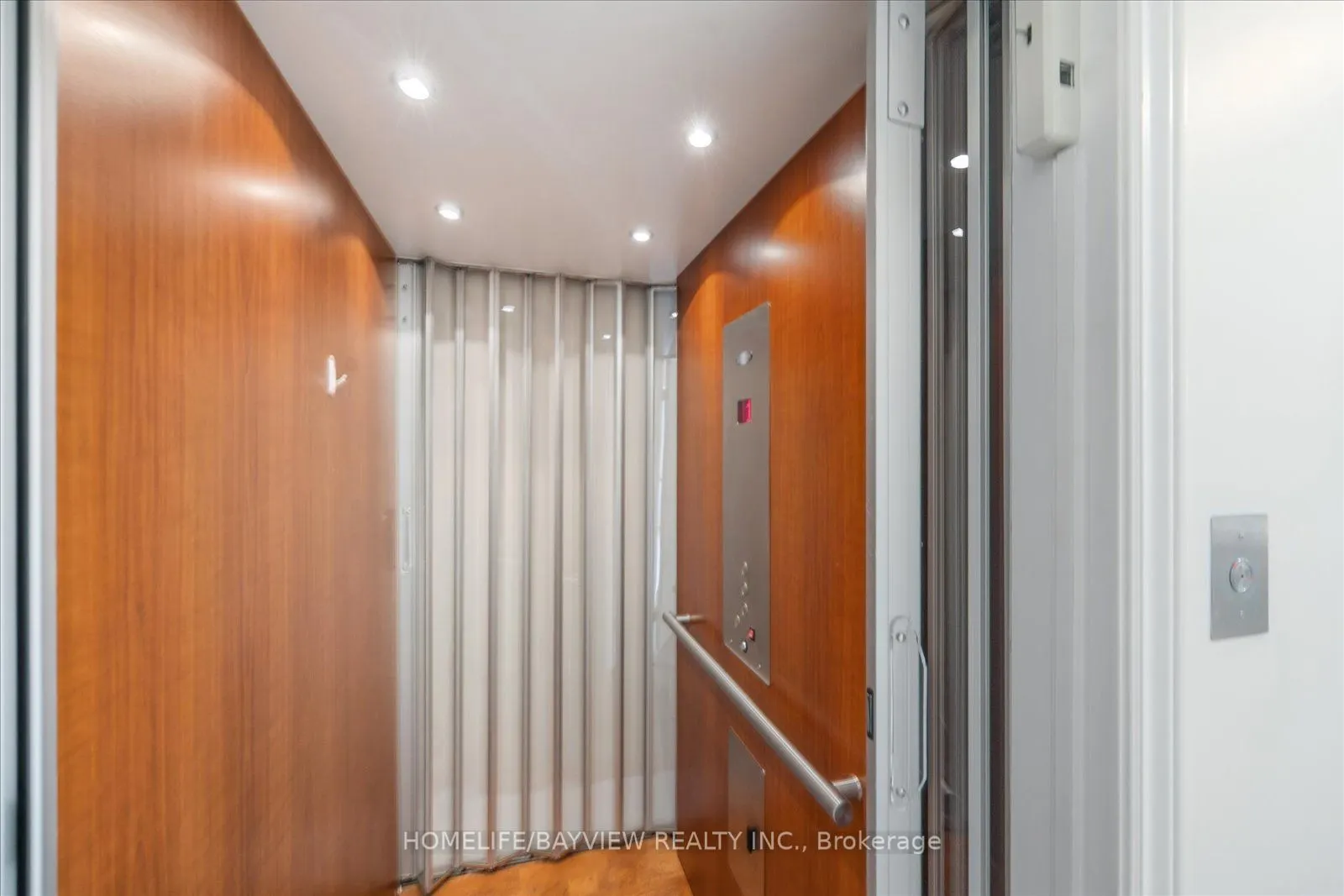 14 Reddington Drive, #4