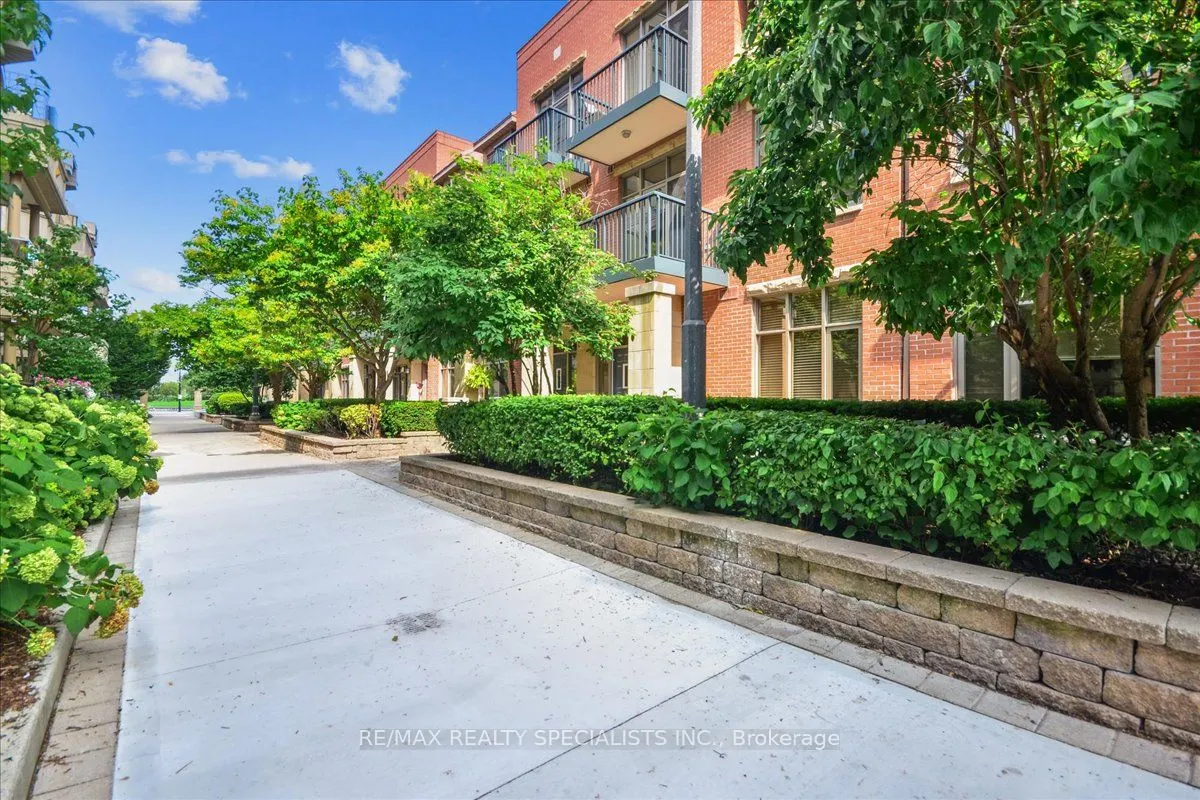 330 Princess Royal Drive, #319