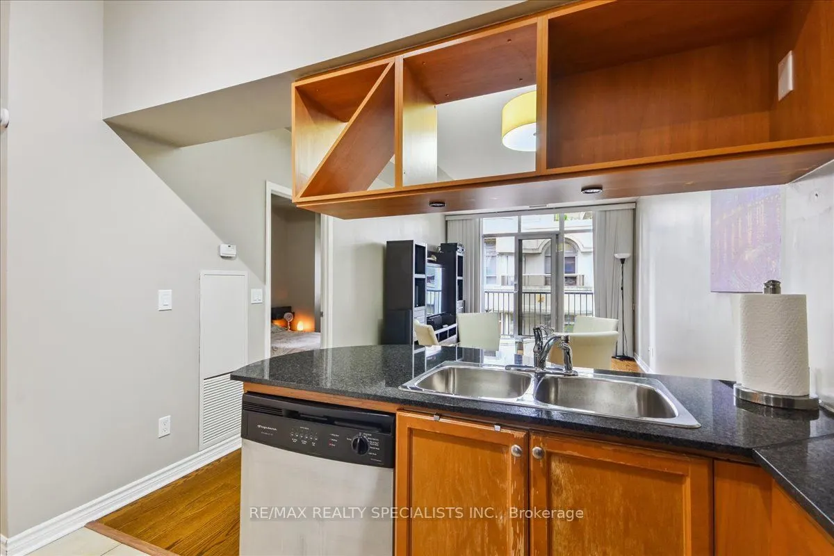 330 Princess Royal Drive, #319
