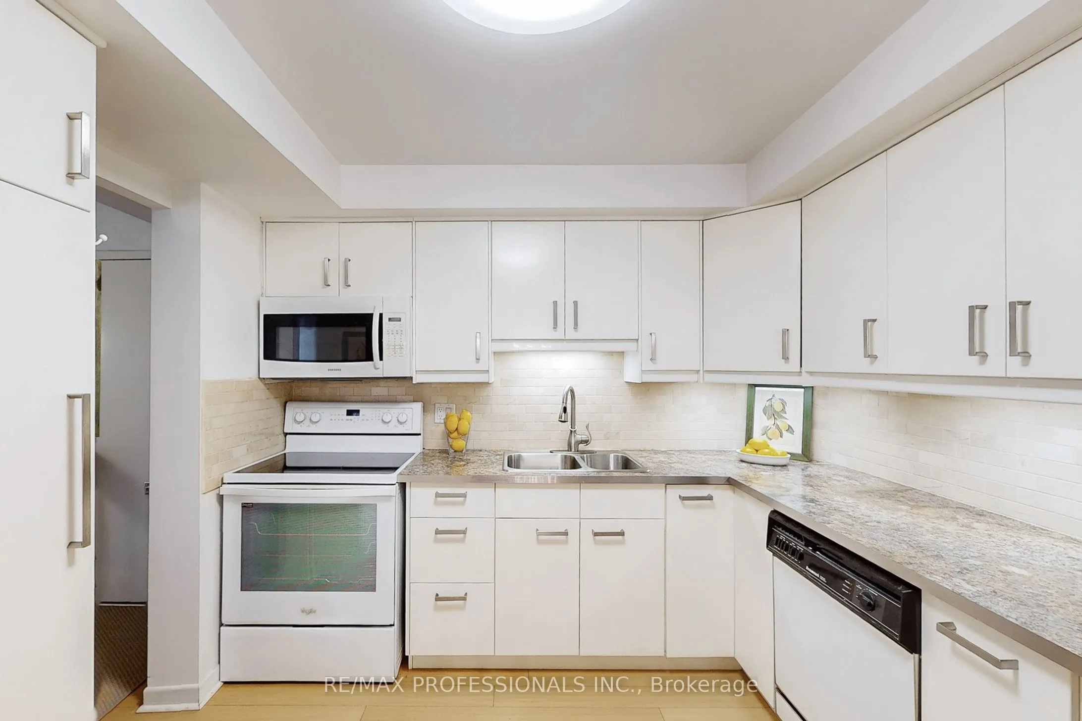 1330 Mississauga Valley Boulevard, #59