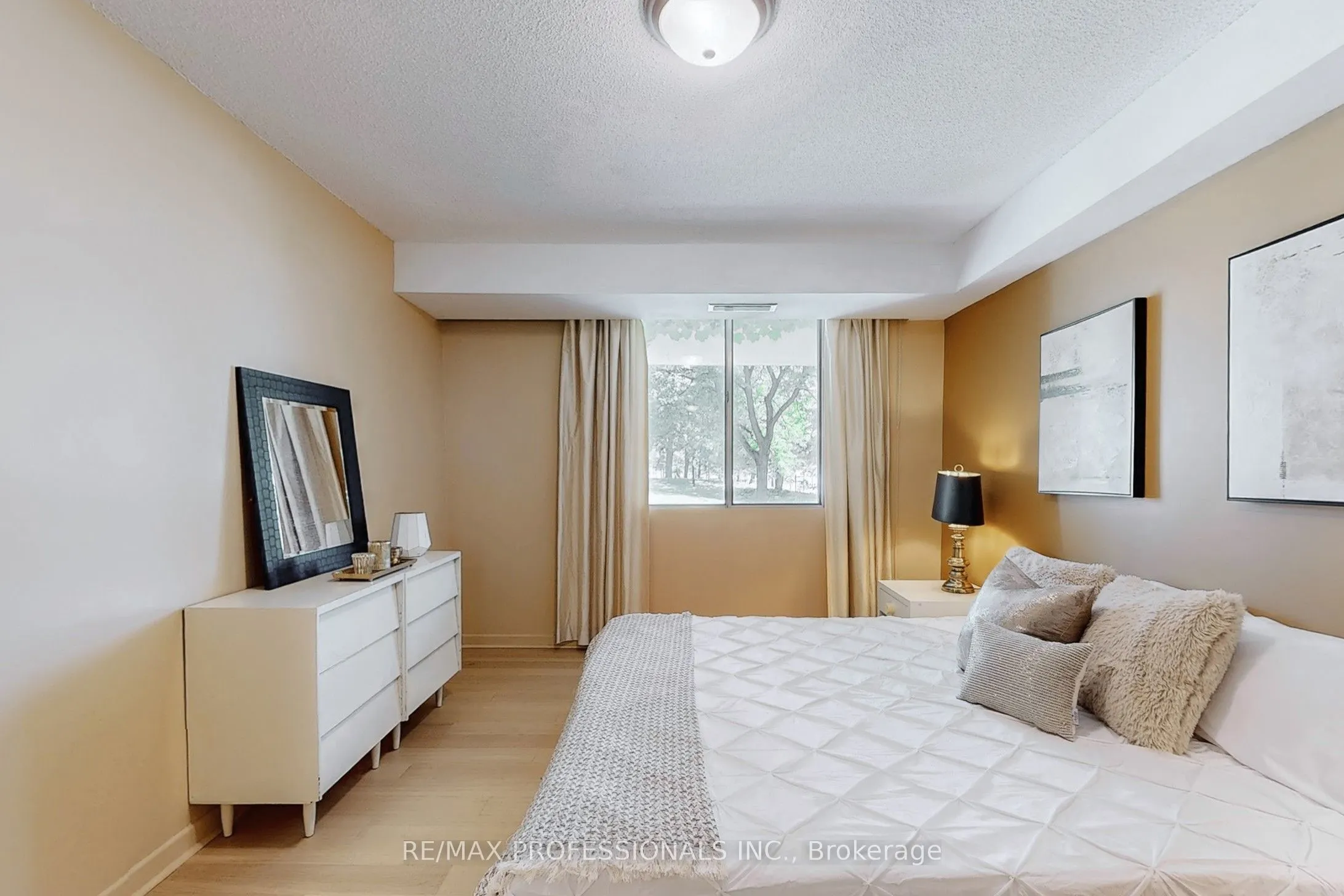 1330 Mississauga Valley Boulevard, #59