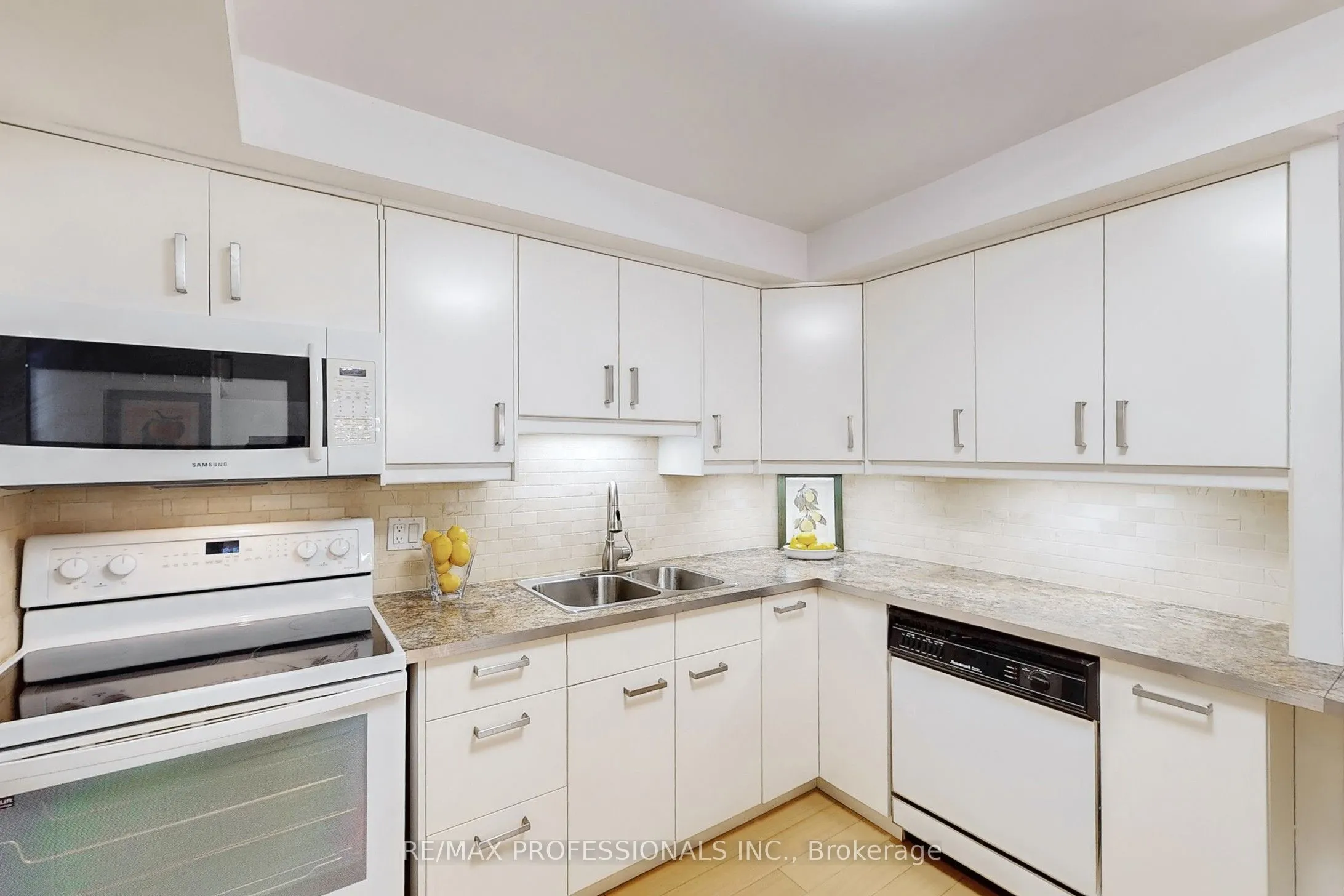 1330 Mississauga Valley Boulevard, #59