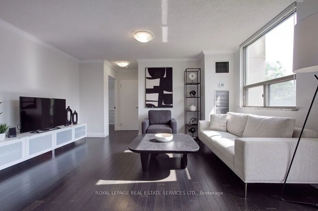 1110 Walden Circle, #410