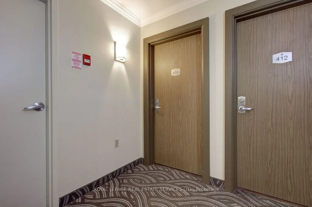 1110 Walden Circle, #410