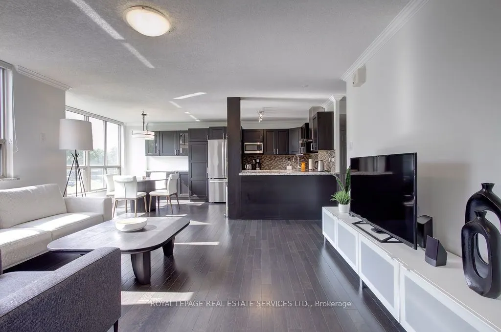 1110 Walden Circle, #410