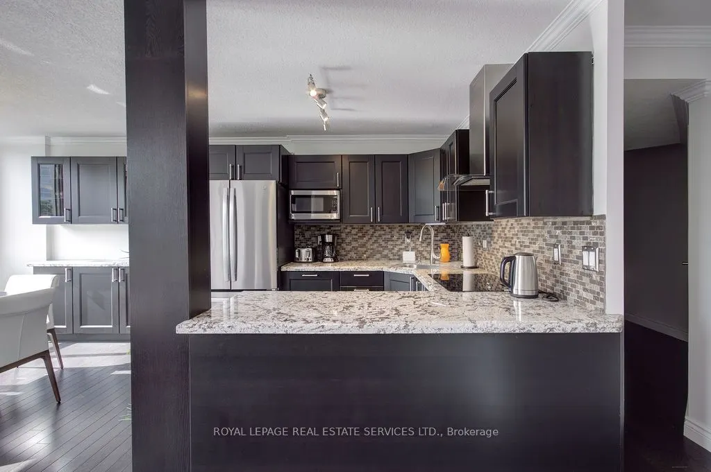 1110 Walden Circle, #410