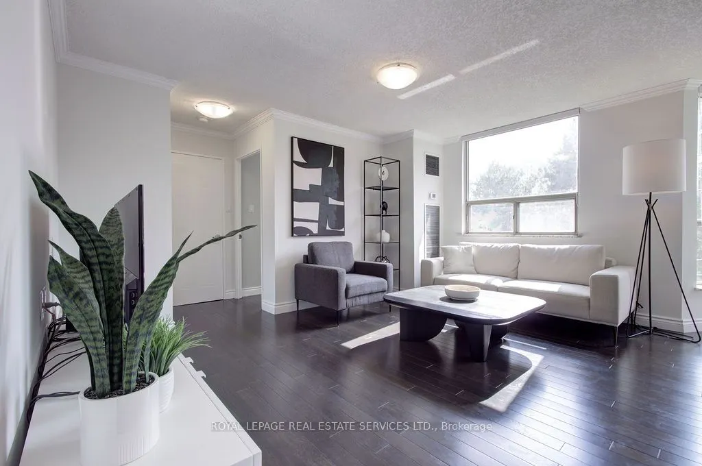 1110 Walden Circle, #410
