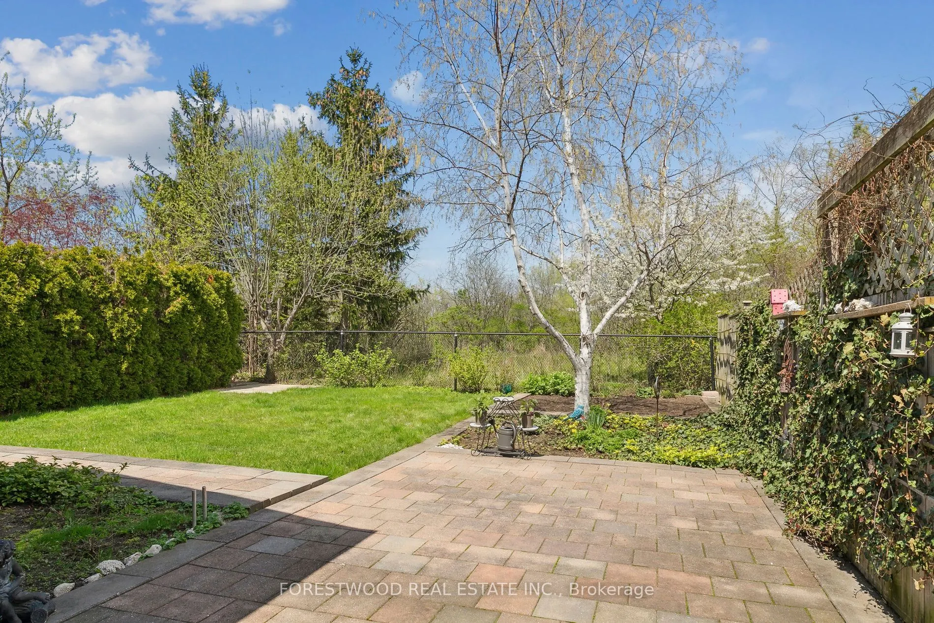 6829 Golden Hills Way