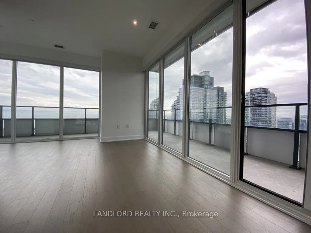 30 Shore Breeze Drive, #3221