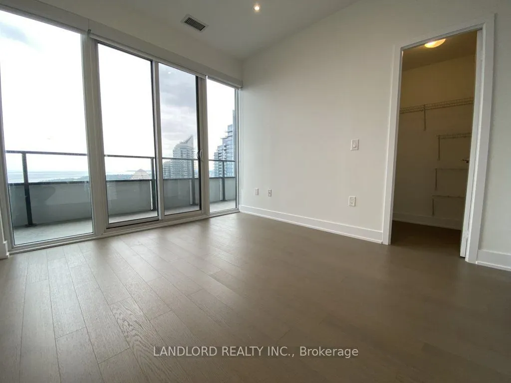 30 Shore Breeze Drive, #3221