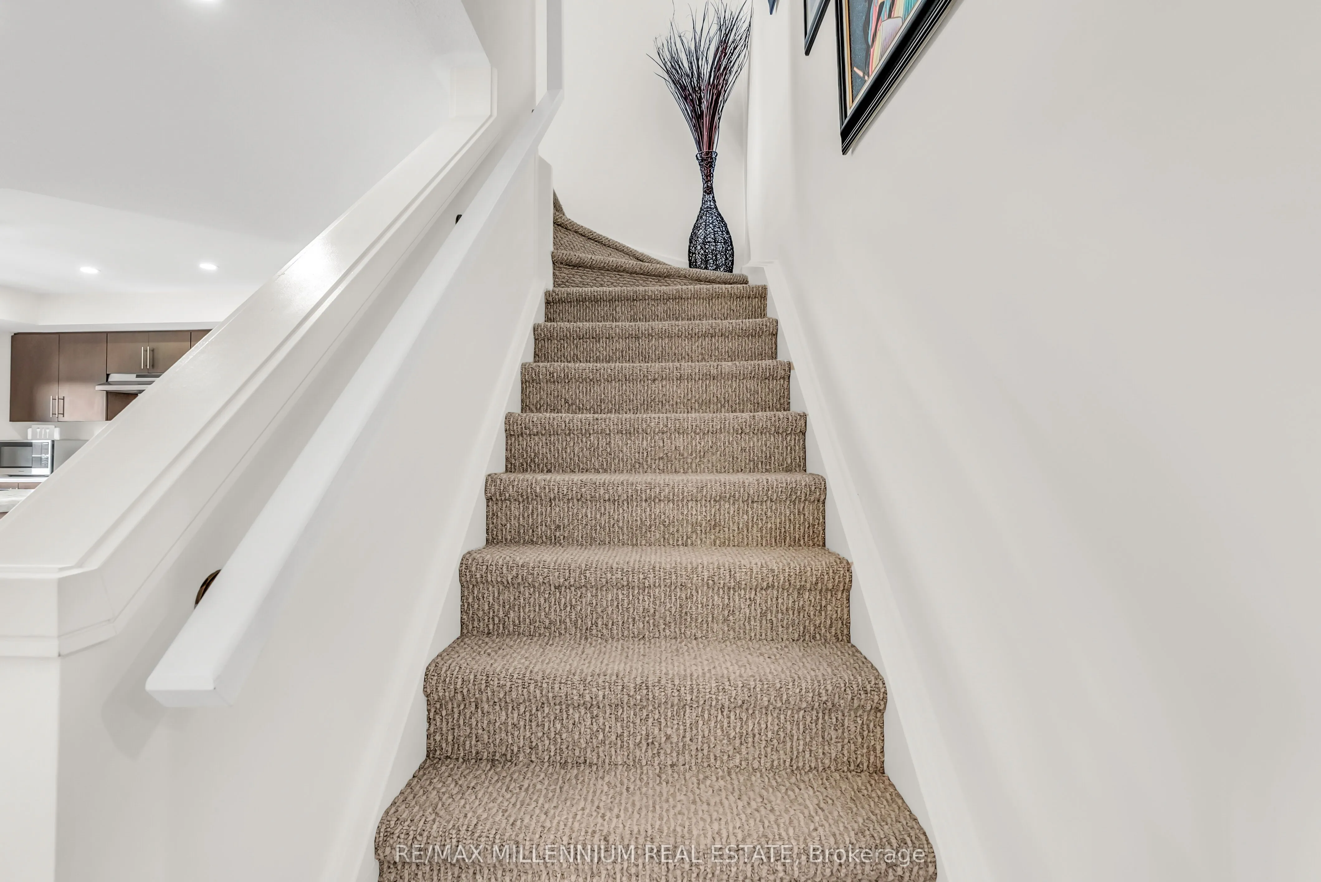 100 Dufay Road, #8