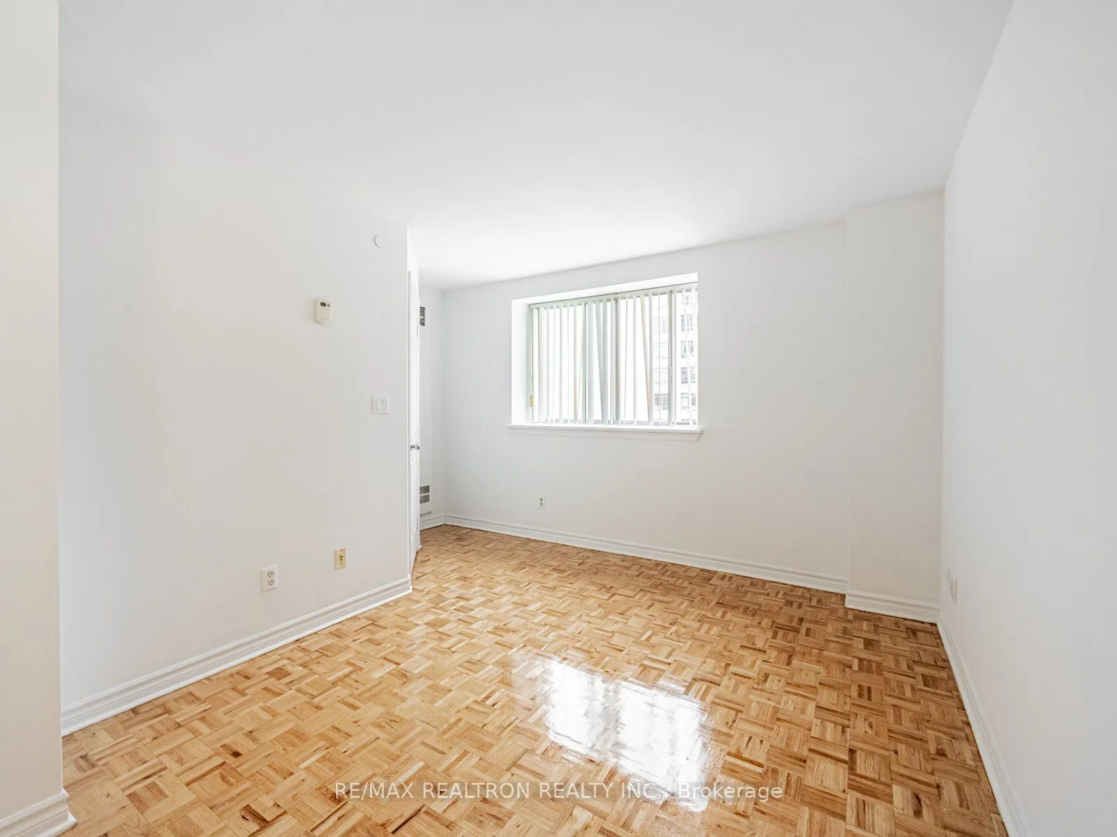 1407 Dupont Street, #209