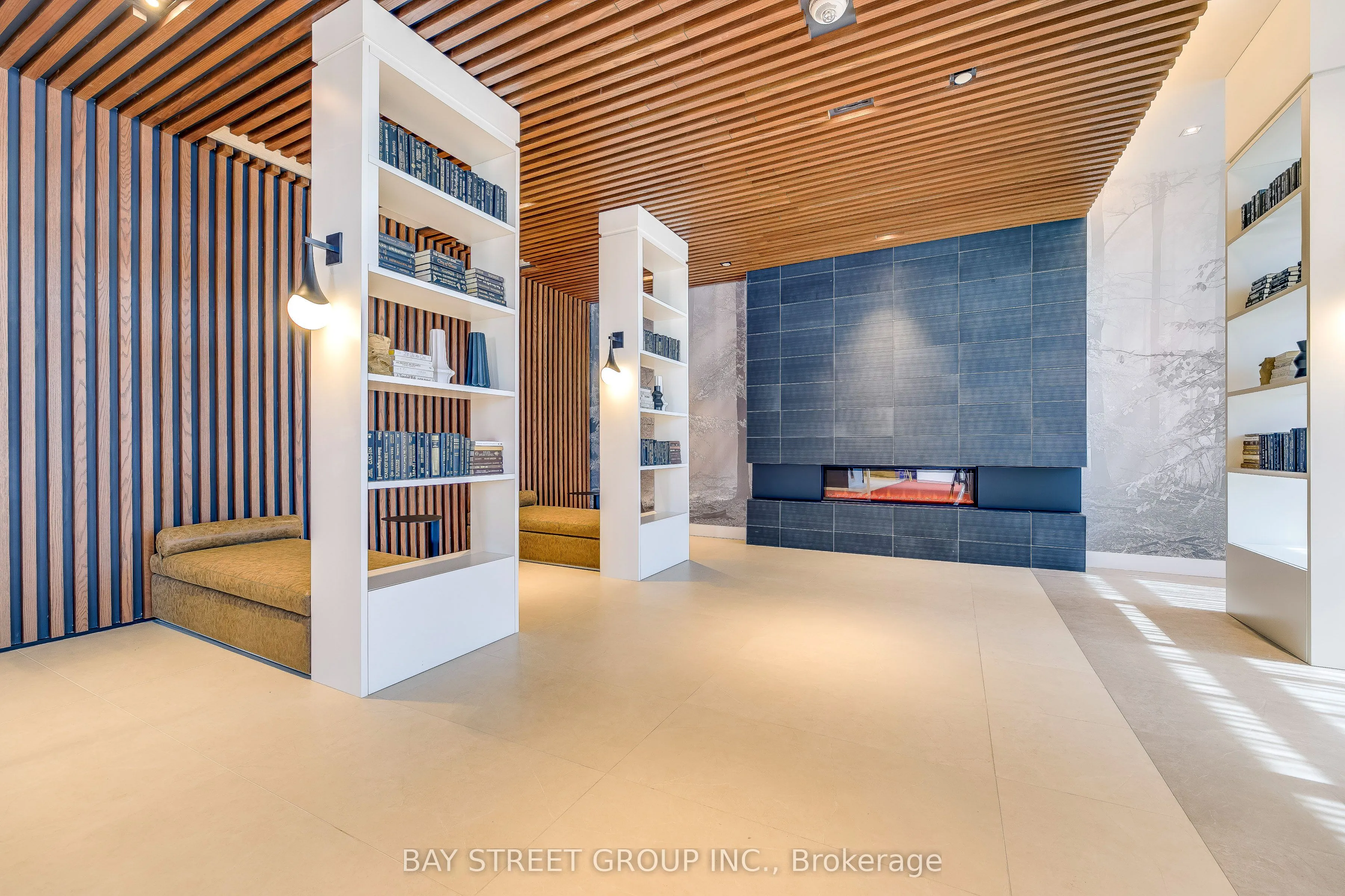 297 Oak Walk Drive, #1201