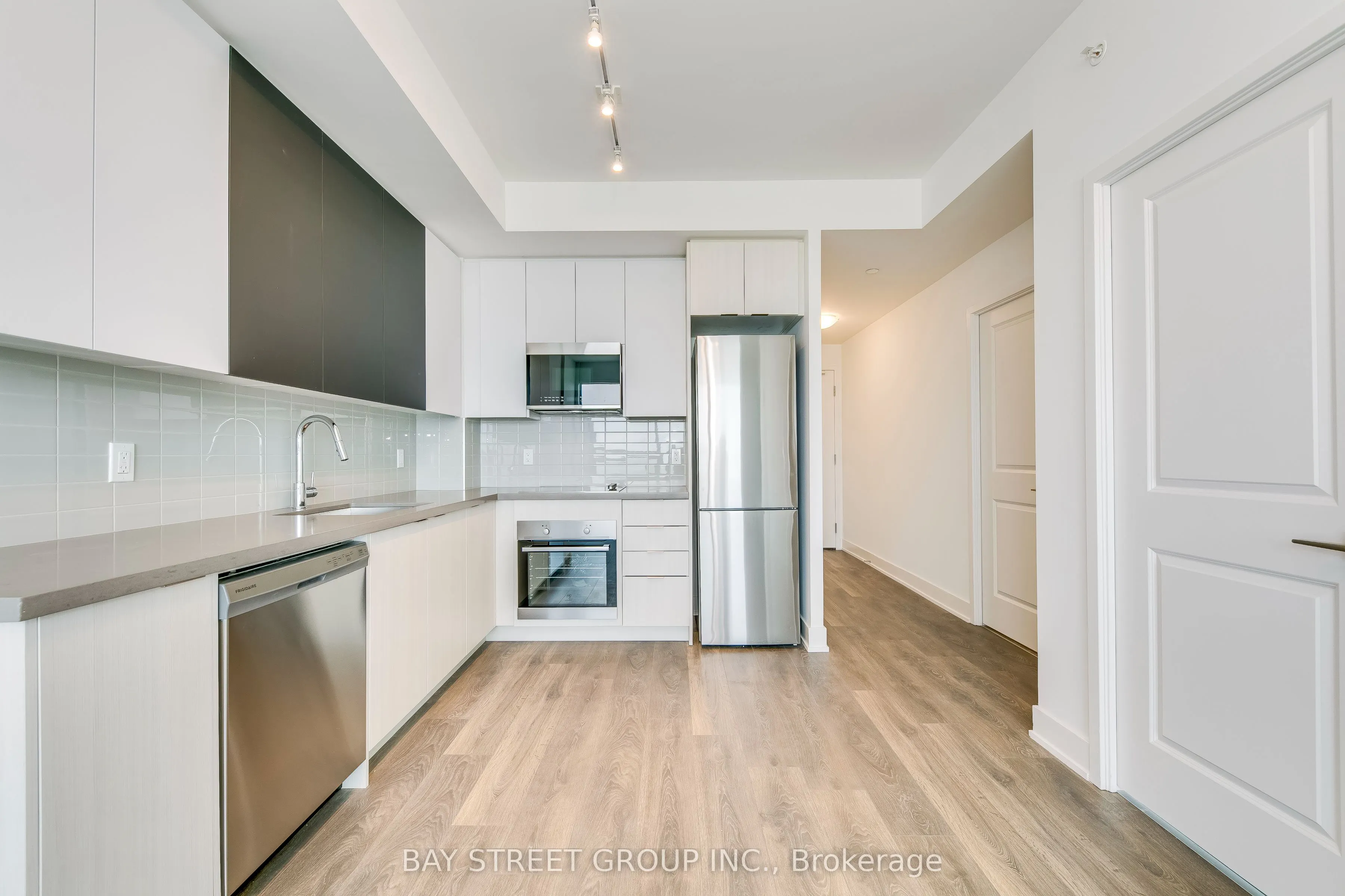 297 Oak Walk Drive, #1201