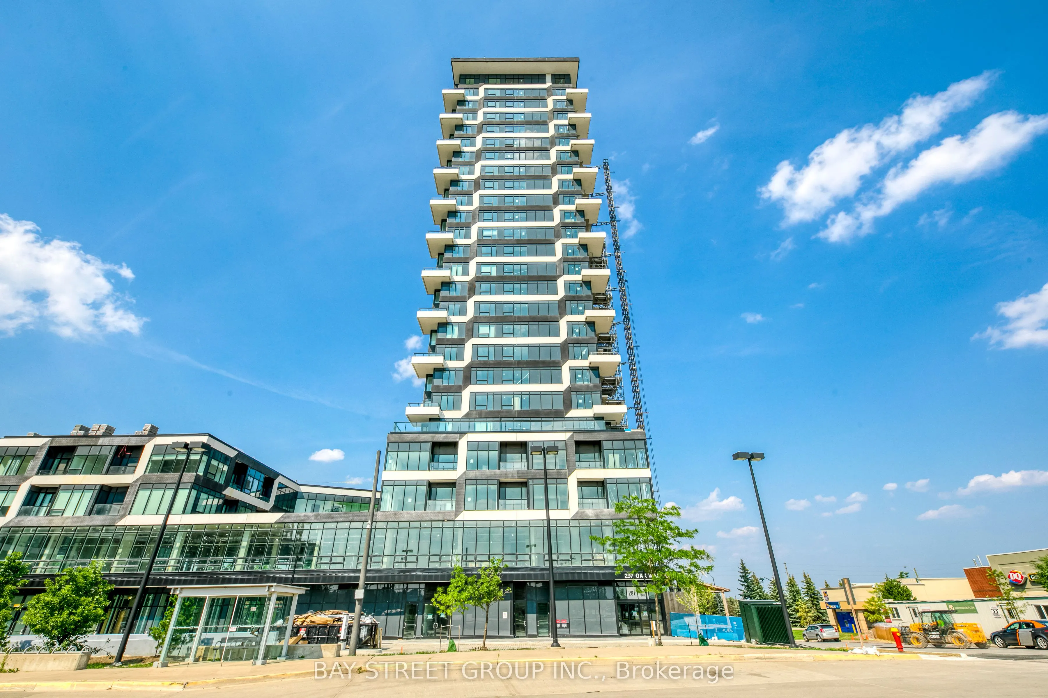 297 Oak Walk Drive, #1201
